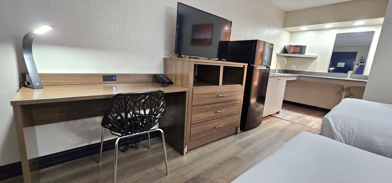 Surestay Studio By Best Western Victoria Ngoại thất bức ảnh